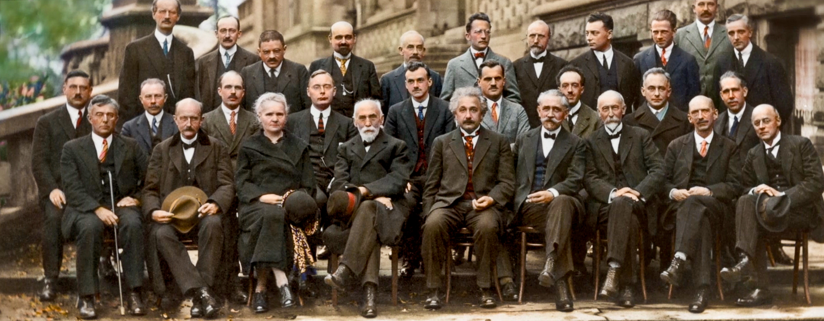 Be a Curie!