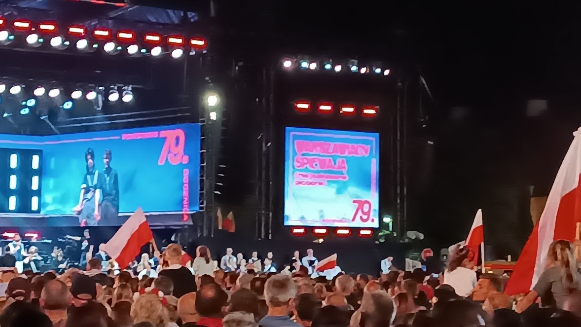 O powstaniu i o rozumieniu (nie tylko)&nbsp;historii